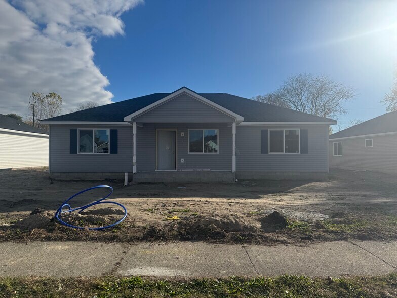 23268 Wellington Ave, Warren, MI à vendre - Photo principale - Image 1 de 1