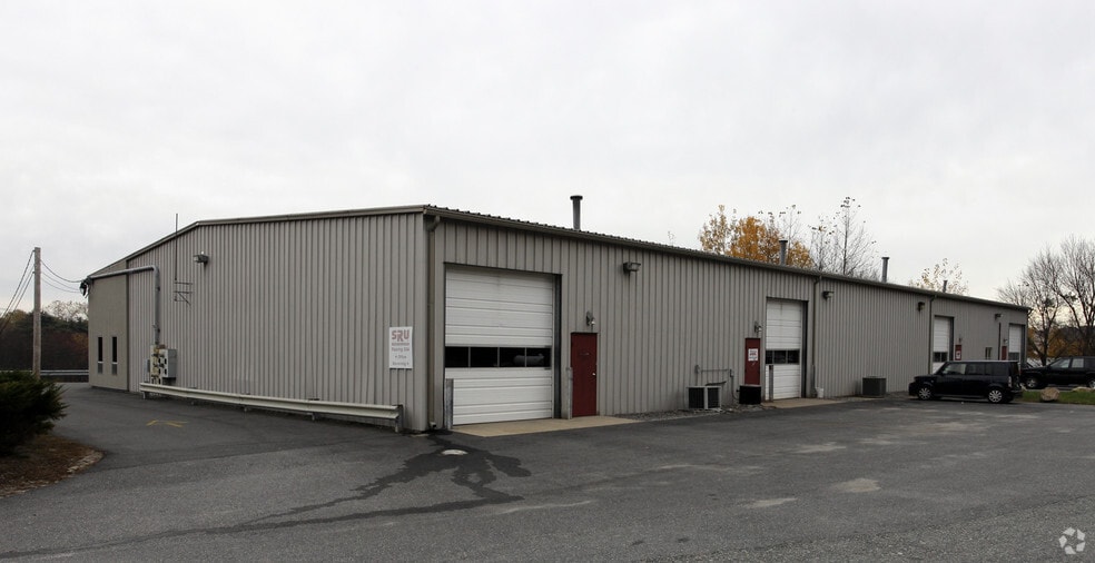 141 Industrial Dr, North Smithfield, RI for lease - Building Photo - Image 2 of 2
