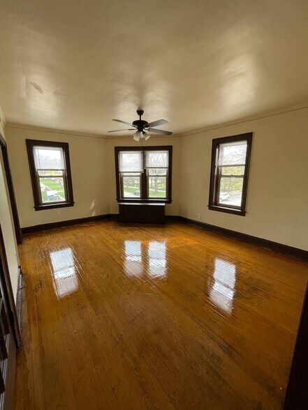 7908 S Prairie Ave, Chicago, IL à vendre - Photo principale - Image 1 de 7