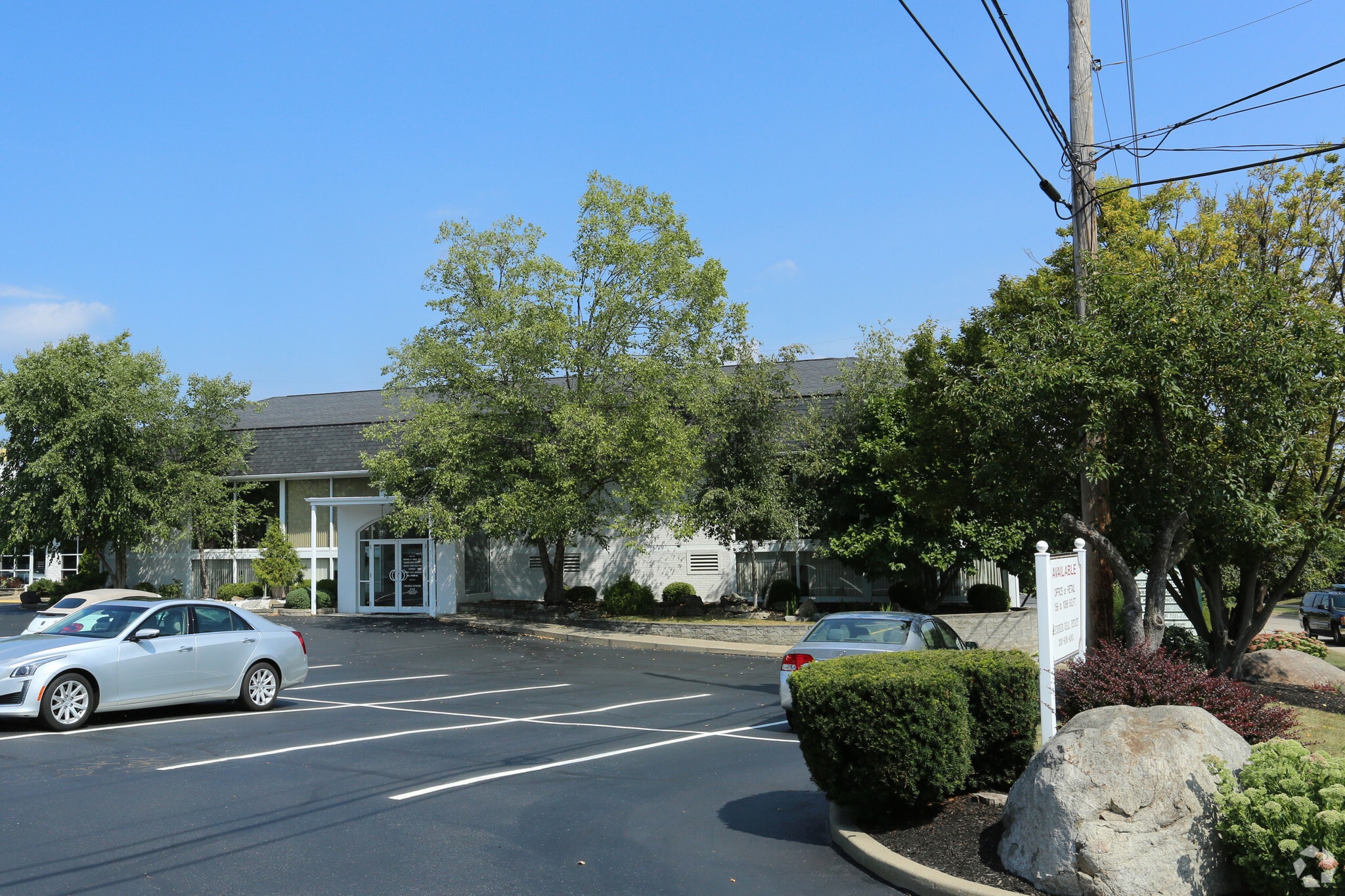 34 Merz Blvd, Akron, OH for lease Primary Photo- Image 1 of 6