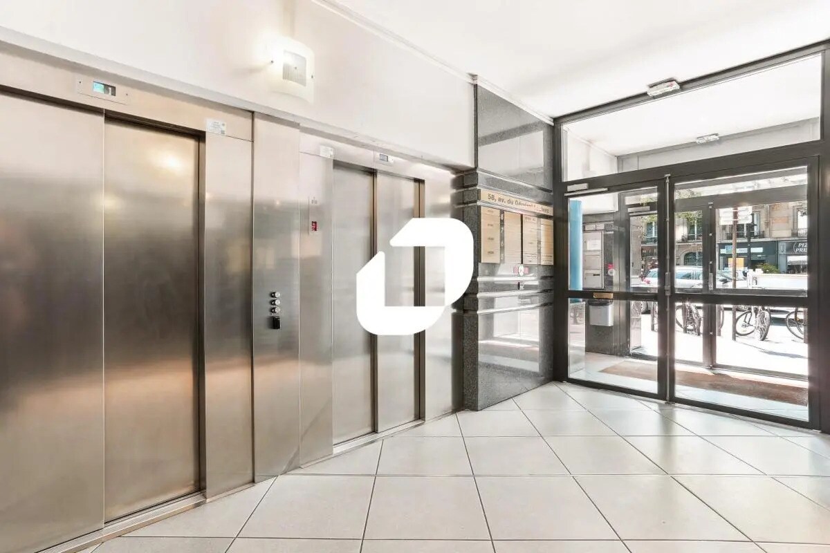 Bureau dans Boulogne-Billancourt à louer Hall d’entrée- Image 1 de 15