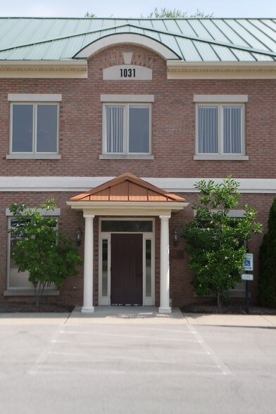 1031 Wellington Way, Lexington, KY à vendre - Photo du bâtiment - Image 3 de 47