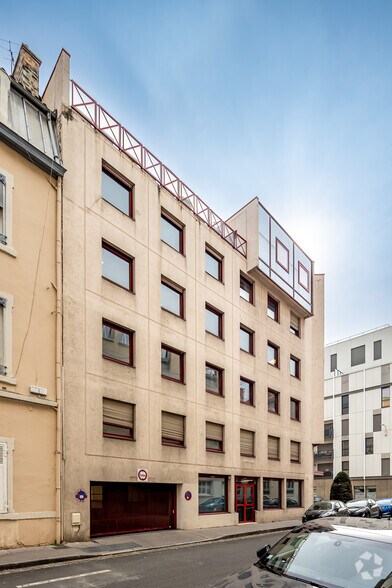 Bureau dans Lyon à louer - Photo du bâtiment - Image 3 de 4