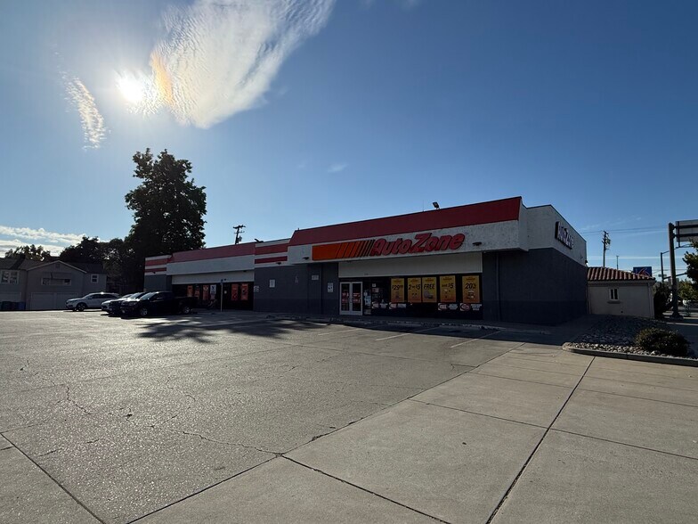420 9th St, Marysville, CA à vendre - Photo du bâtiment - Image 2 de 11