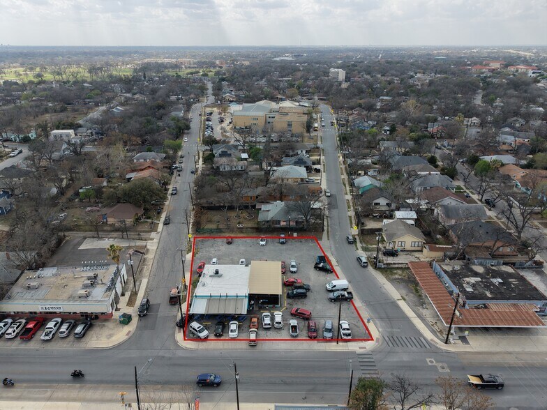 3415 S Presa St, San Antonio, TX à vendre - Photo du bâtiment - Image 2 de 37