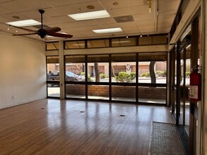 72795 Highway 111, Palm Desert, CA for lease Interior Photo- Image 2 of 5