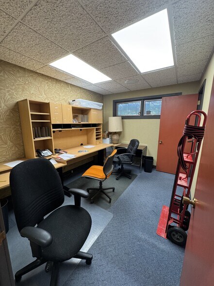 1311 Ben Franklin Hwy W, Douglassville, PA à louer - Photo intérieure - Image 3 de 19