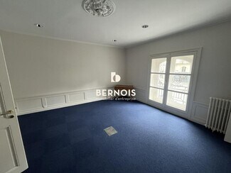 Plus de détails pour 1 Place Delorme, Nantes - Bureau à louer
