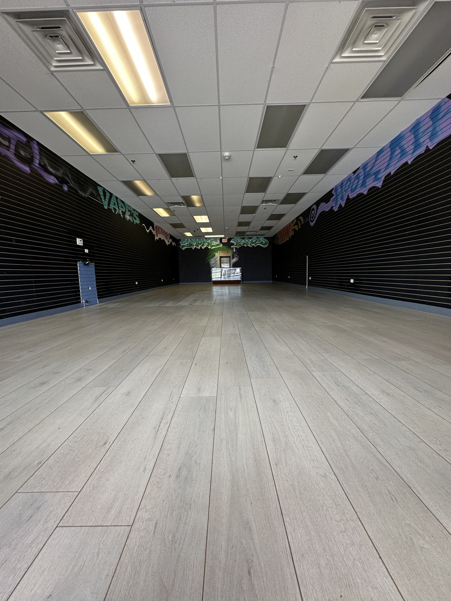 6500-6572 W Route 34, Plano, IL for lease Interior Photo- Image 1 of 6