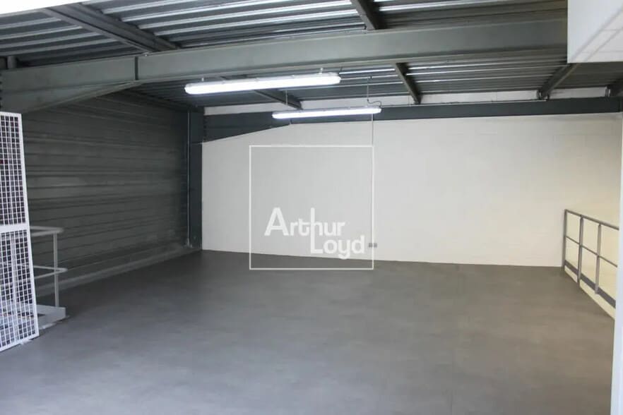 Local d'activités dans Morsang-sur-Orge à vendre - Photo intérieure - Image 3 de 9