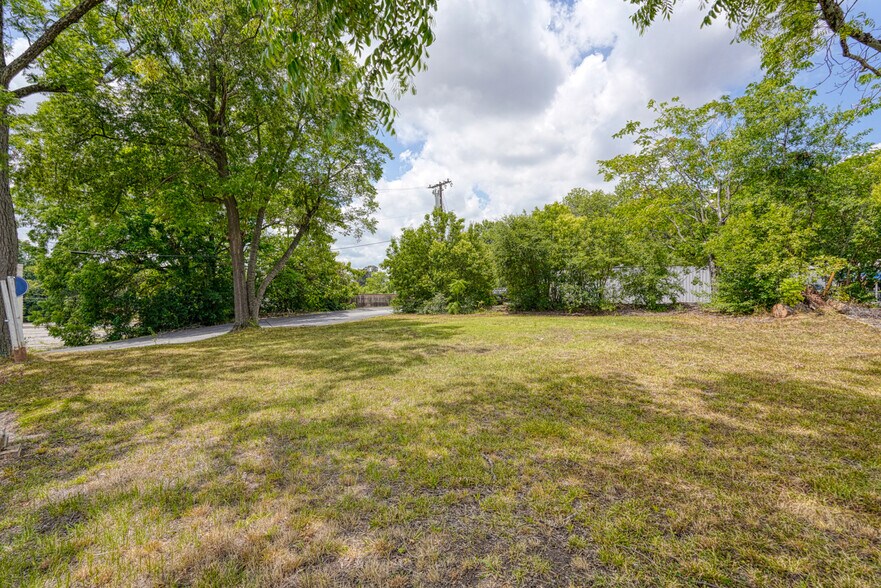 300 N Church St, Spartanburg, SC à vendre - Photo du bâtiment - Image 2 de 27