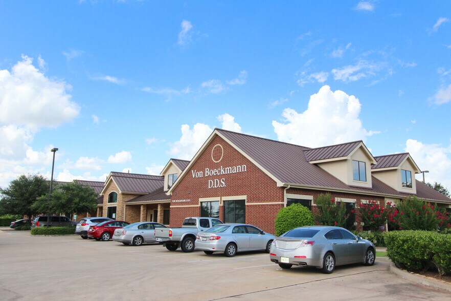 7435 Highway 6, Missouri City, TX à louer - Photo du bâtiment - Image 2 de 3