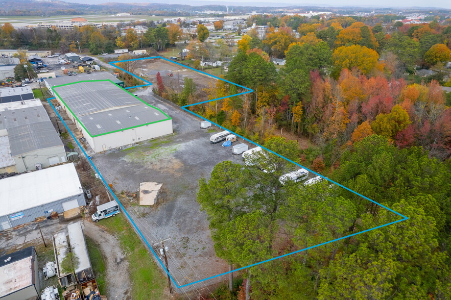 6025 Airways Blvd, Chattanooga, TN for lease - Aerial - Image 1 of 9