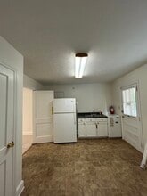 1928 Fort Bragg Rd, Fayetteville, NC for lease Interior Photo- Image 2 of 10