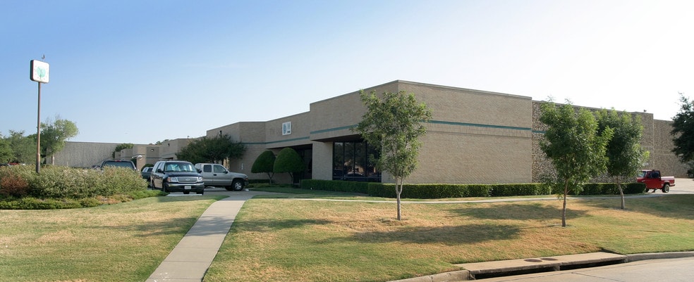 14444 Beltwood Pky W, Farmers Branch, TX for lease - Building Photo - Image 3 of 11