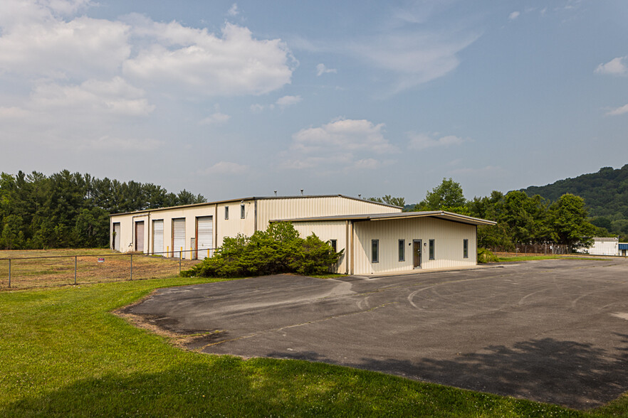 101 Regional Park Dr, Kingsport, TN à vendre - Photo principale - Image 1 de 1