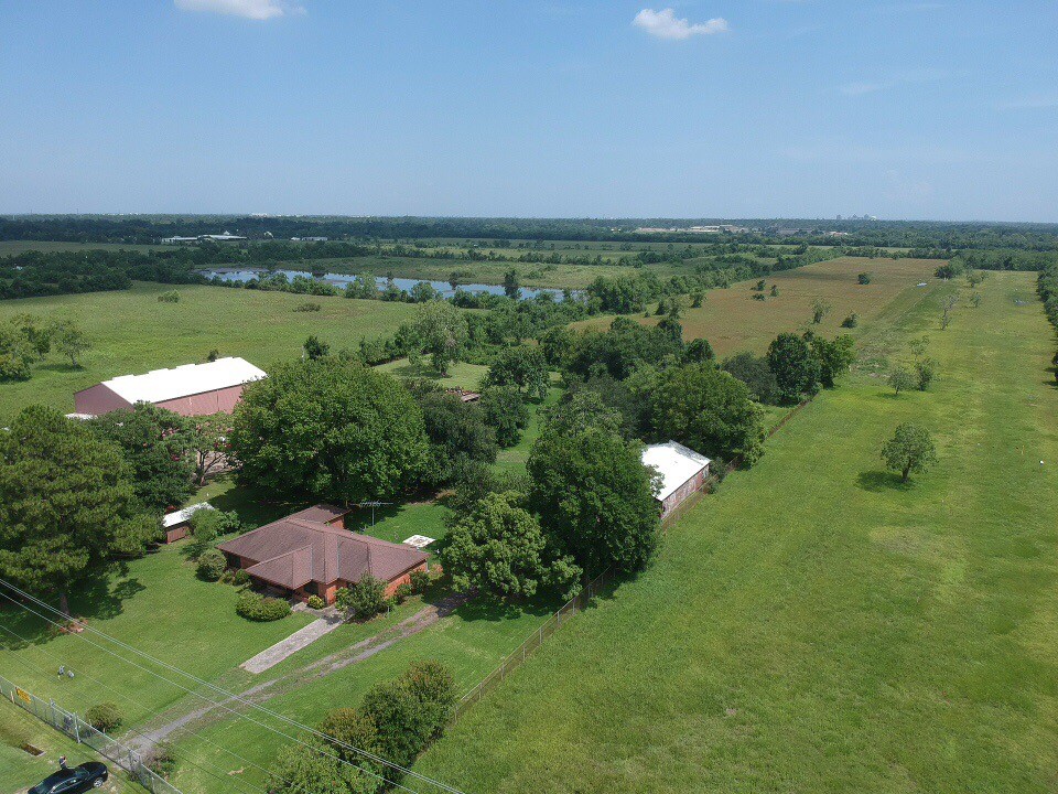 7102 East Fwy, Baytown, TX à vendre Photo du bâtiment- Image 1 de 1