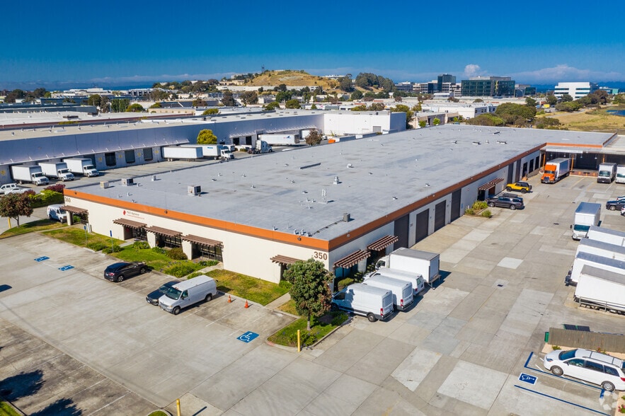 344-376 Littlefield Ave, South San Francisco, CA for lease - Aerial - Image 3 of 3