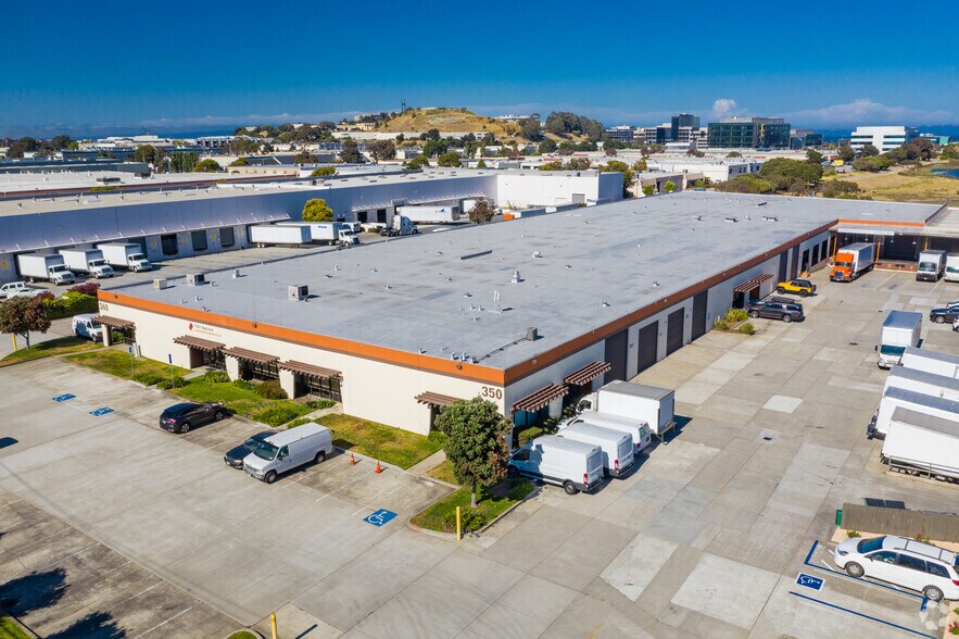 344-376 Littlefield Ave, South San Francisco, CA à louer - Aérien - Image 3 de 3