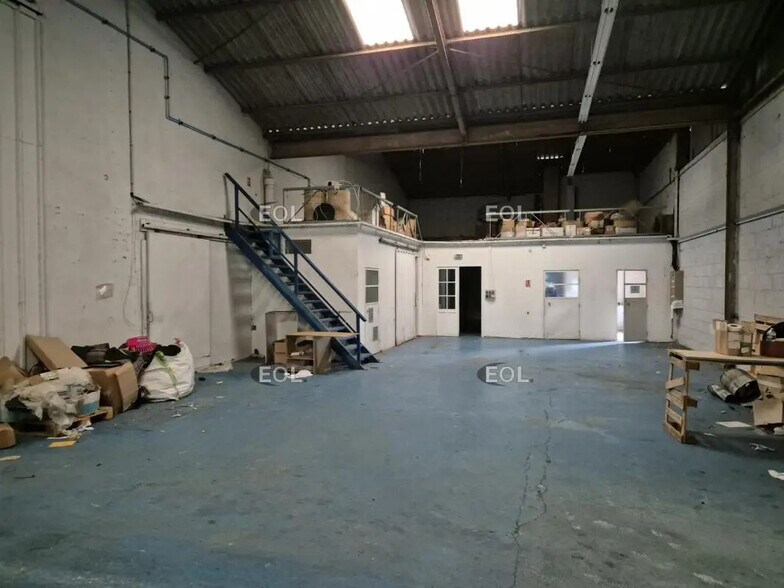 13 Avenue De La Coopération, Loudun à louer - Photo du bâtiment - Image 3 de 4