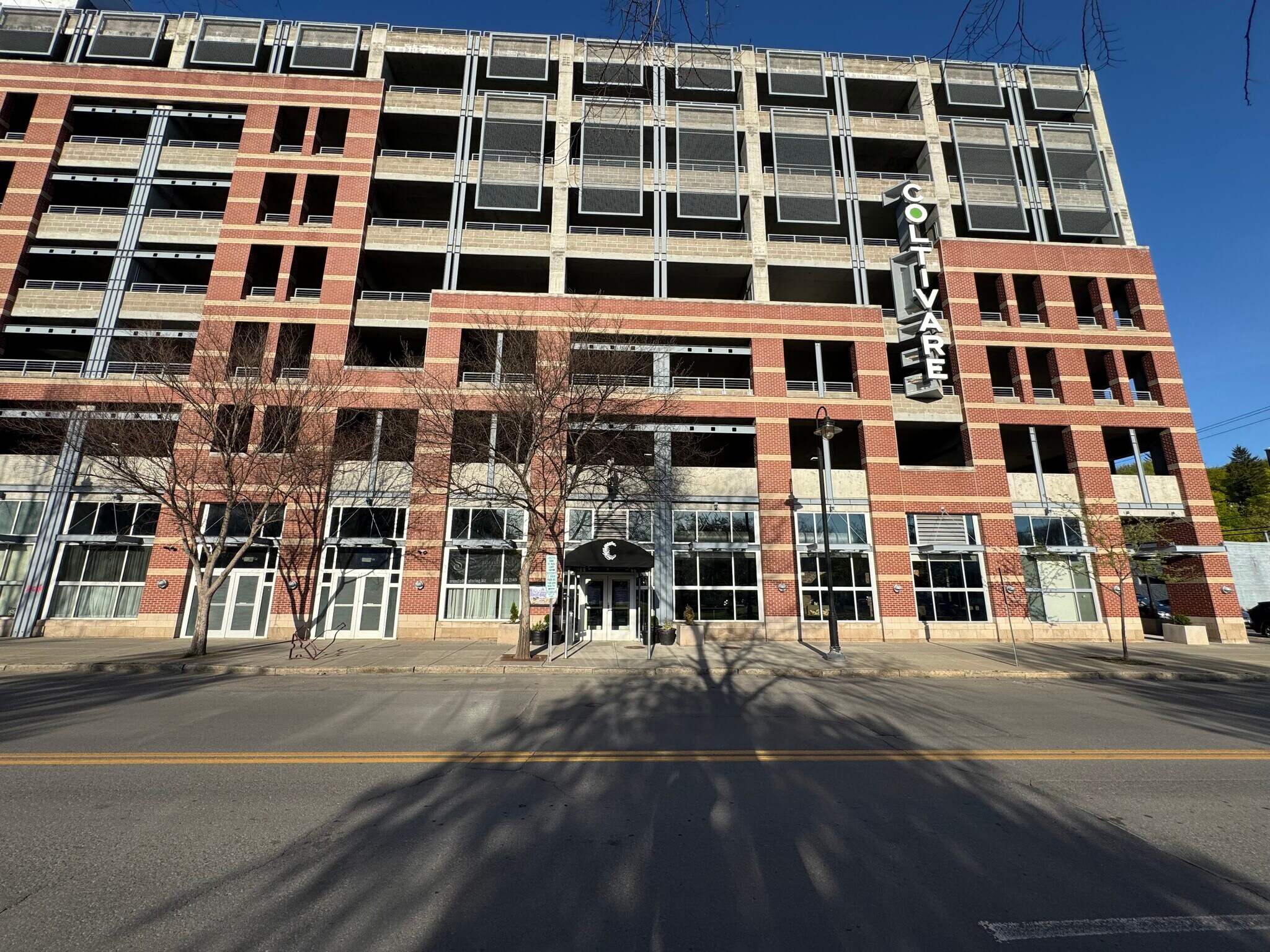 235 S Cayuga St, Ithaca, NY à louer Photo principale- Image 1 de 32