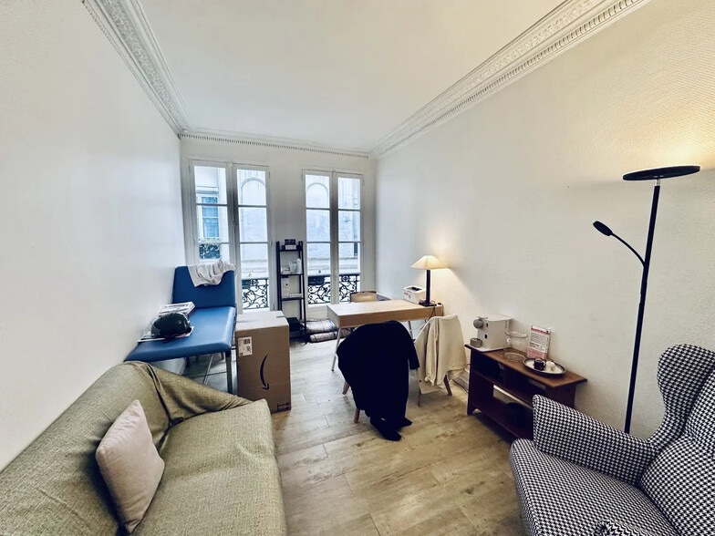 10 Rue Saint-Augustin, Paris for lease - Interior Photo - Image 2 of 6