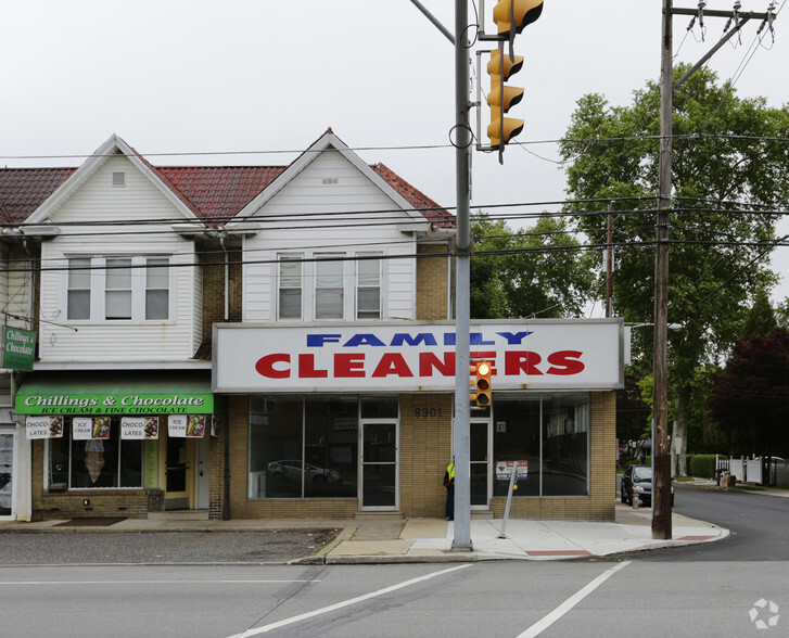 8901 West Chester Pike, Upper Darby, PA à vendre - Photo principale - Image 1 de 1