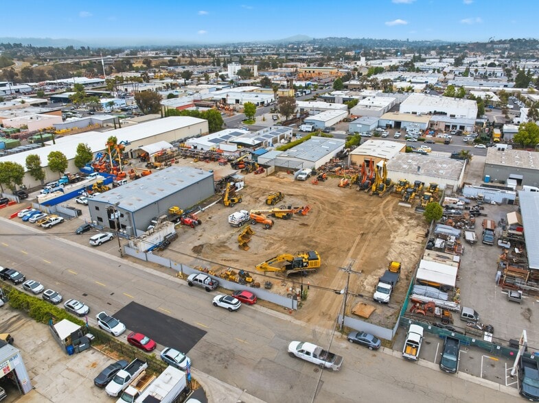540 Enterprise St, Escondido, CA à louer - Photo du bâtiment - Image 2 de 2