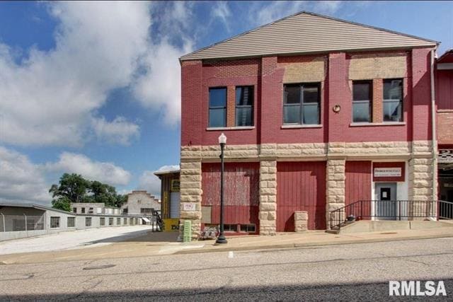 223 Hampshire St, Quincy, IL for sale Building Photo- Image 1 of 2