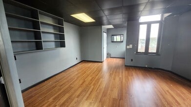 219 Westchester Ave, Port Chester, NY for lease Interior Photo- Image 2 of 6
