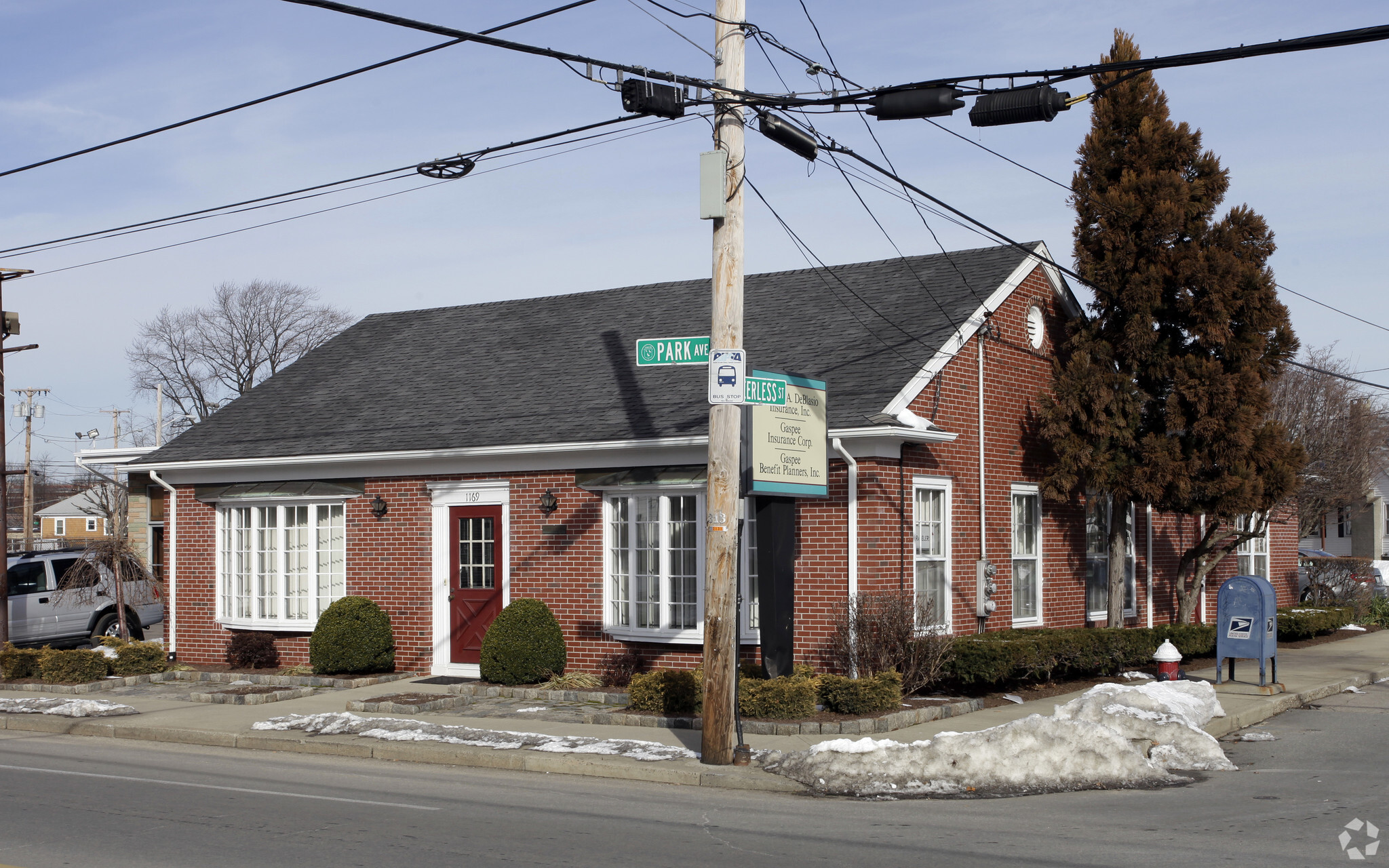 1169 Park Ave, Cranston, RI à vendre Photo principale- Image 1 de 1