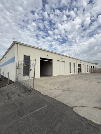 Plus de détails pour 1715-1753 E Borchard Ave, Santa Ana, CA - Industriel à louer