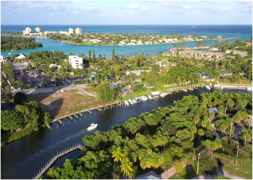 18275 N Highway A1A, Jupiter, FL à vendre - Photo du bâtiment - Image 2 de 8