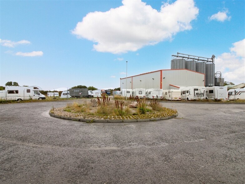 12 March, Buckie à vendre - Photo du bâtiment - Image 2 de 12