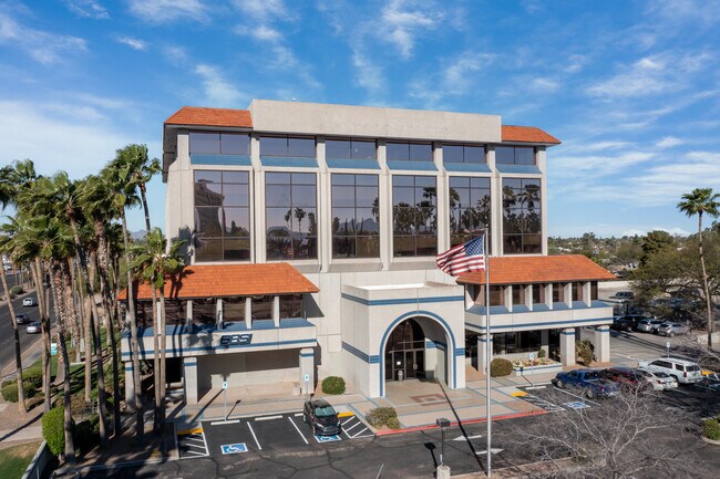 Plus de détails pour 4801 E Broadway Blvd, Tucson, AZ - Bureau à vendre