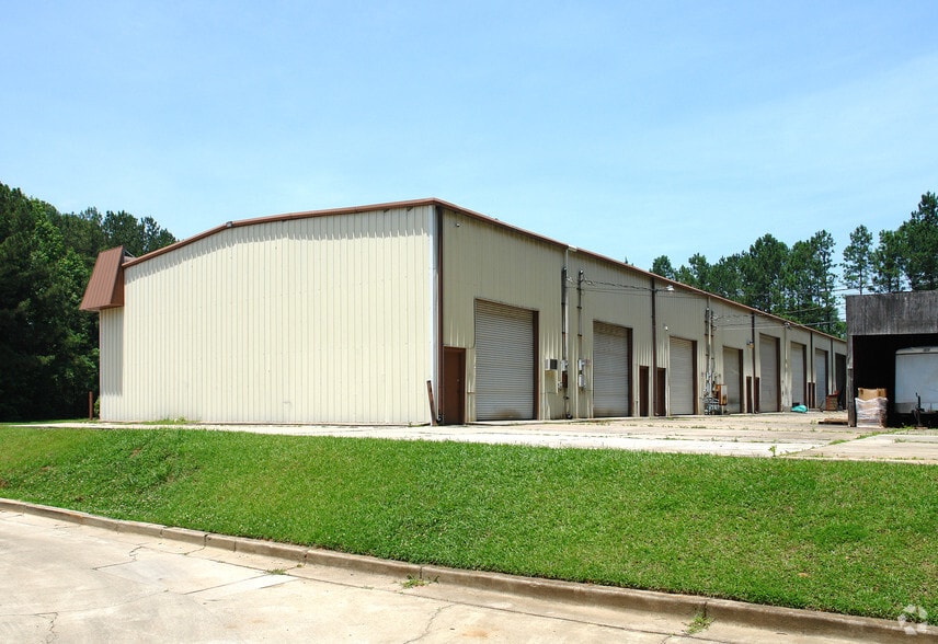 4494 Acworth Industrial Dr NW, Acworth, GA for lease - Primary Photo - Image 2 of 11