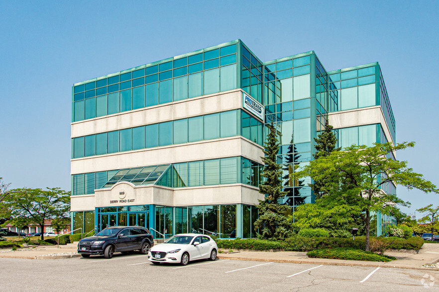 989 Derry Rd E, Mississauga, ON for lease - Primary Photo - Image 1 of 7