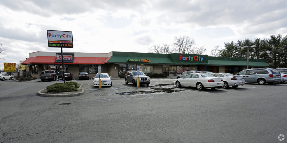 669 Rt-17, Paramus, NJ for lease - Primary Photo - Image 1 of 4