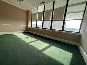 1108 3rd Ave, Huntington, WV à louer Photo intérieure- Image 1 de 11