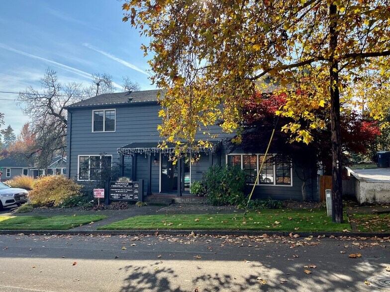 358 Superior St SE, Salem, OR for lease - Building Photo - Image 1 of 15