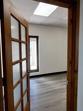 4150 W Peoria Ave, Phoenix, AZ for lease Interior Photo- Image 1 of 5