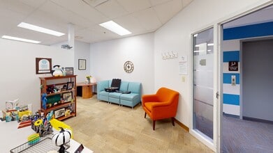 72 S River Rd, Bedford, NH for lease Interior Photo- Image 2 of 4