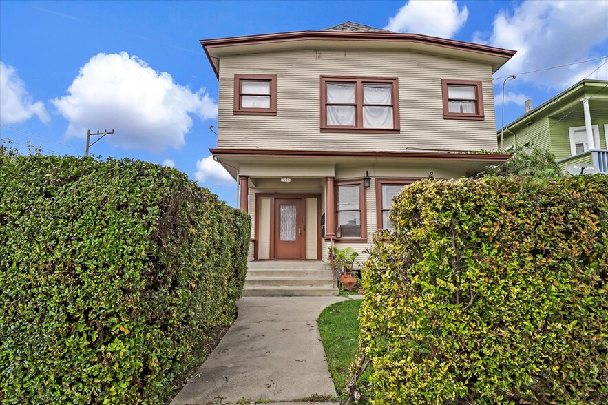 1505 37th Ave, Oakland, CA à vendre - Photo principale - Image 1 de 1