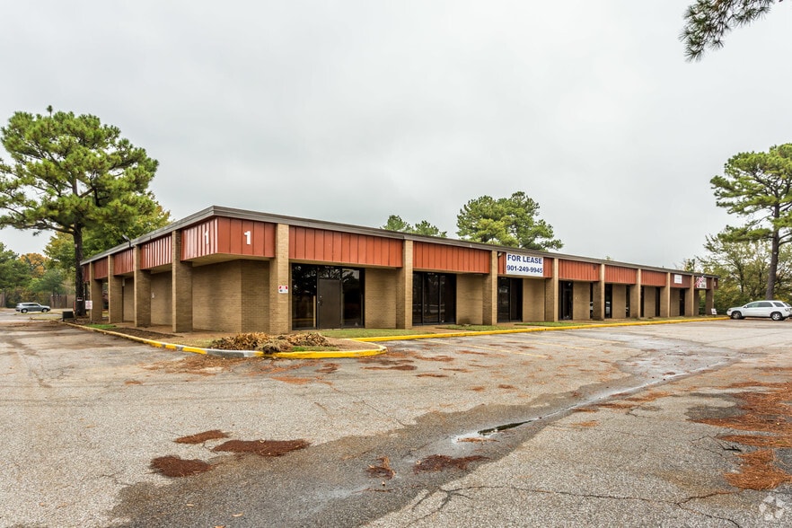 3016 Vantage Dr, Memphis, TN for sale - Primary Photo - Image 1 of 4