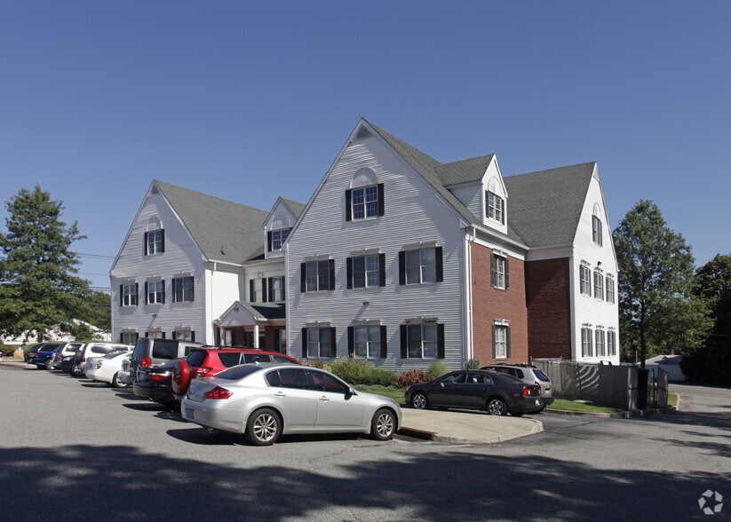 500 Portion Rd, Ronkonkoma, NY à louer - Photo du bâtiment - Image 3 de 7