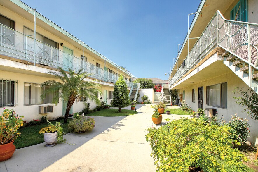 2815-2821 Randolph St, Huntington Park, CA à vendre - Photo du bâtiment - Image 2 de 8