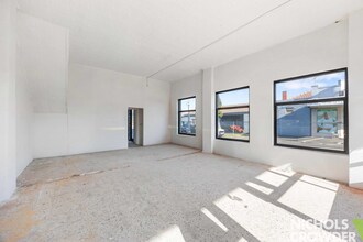 256 Centre Rd, Bentleigh for lease Interior Photo- Image 1 of 6