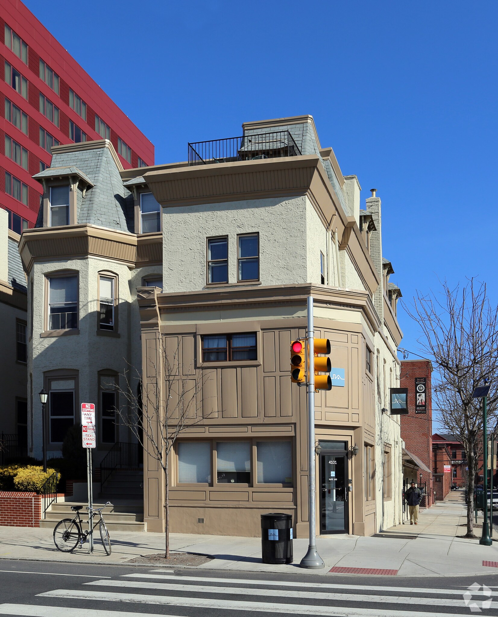 4101 Walnut St, Philadelphia, PA à louer Photo du bâtiment- Image 1 de 6