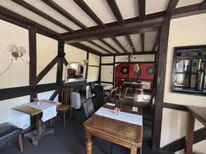 Haslemere Rd, Godalming for lease Interior Photo- Image 2 of 3