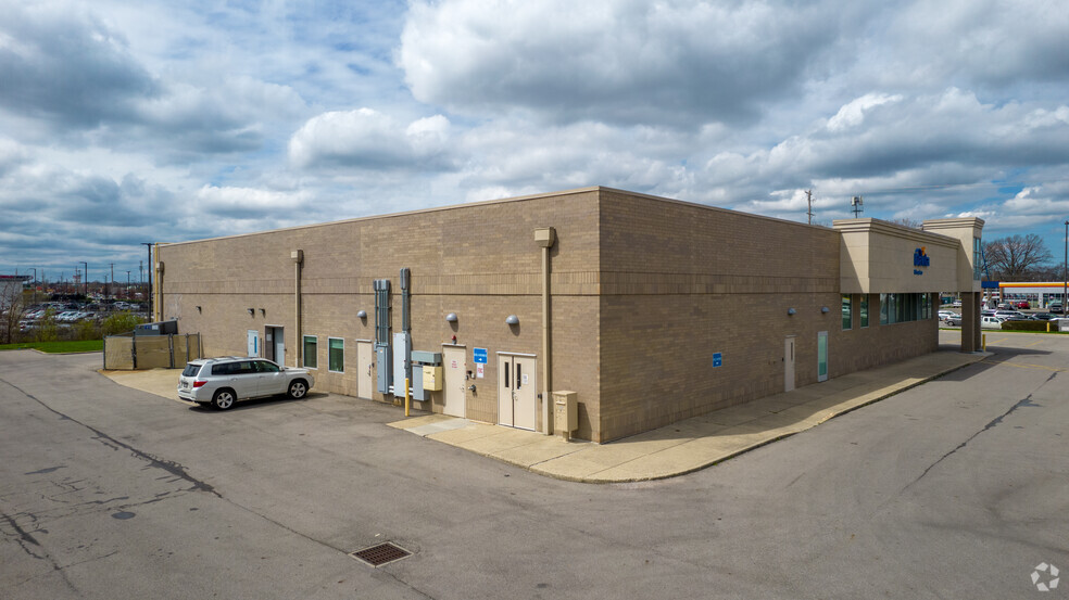 4401 Cleveland Ave, Columbus, OH for lease - Building Photo - Image 3 of 9